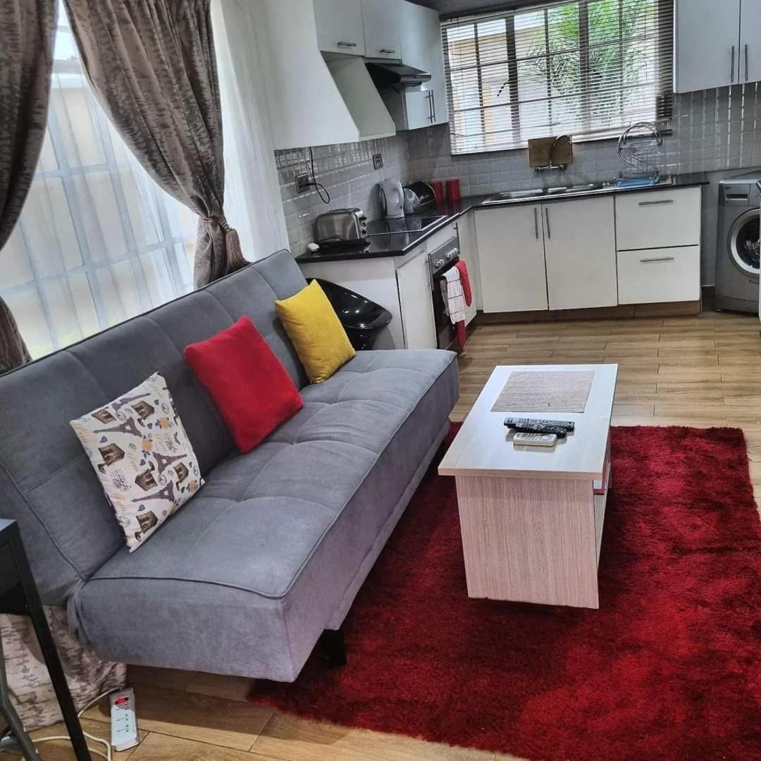 Crystal Apartments Lilongwe Ruang foto