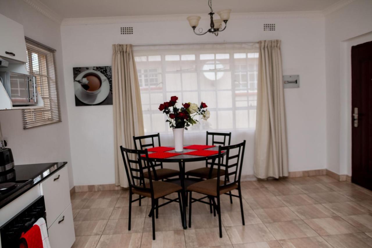 Crystal Apartments Lilongwe Bagian luar foto